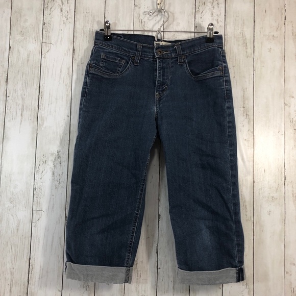 Levi’s Cuffed Capri/Crop Mid-Rise Jeans 4 - Picture 1 of 12